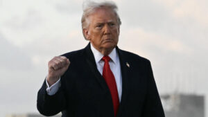 Trump says US will blockade strait of Hormuz after Iran peace talks fail